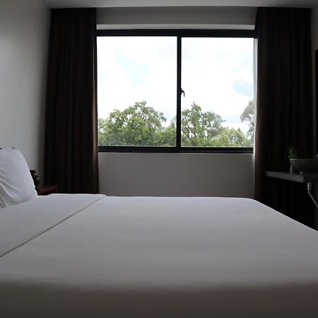 Siem Reap Palace Hotel & Spa Exterior photo