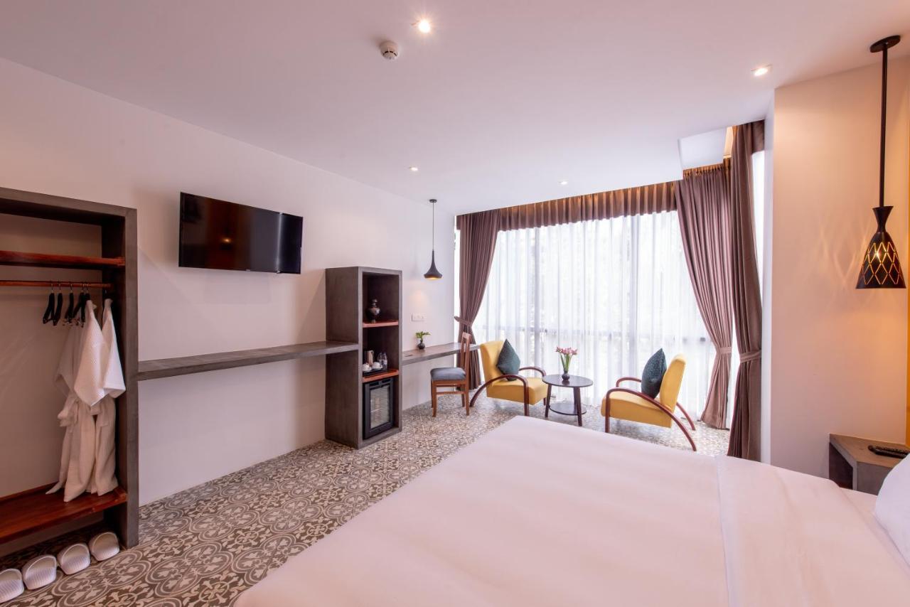Siem Reap Palace Hotel & Spa Exterior photo